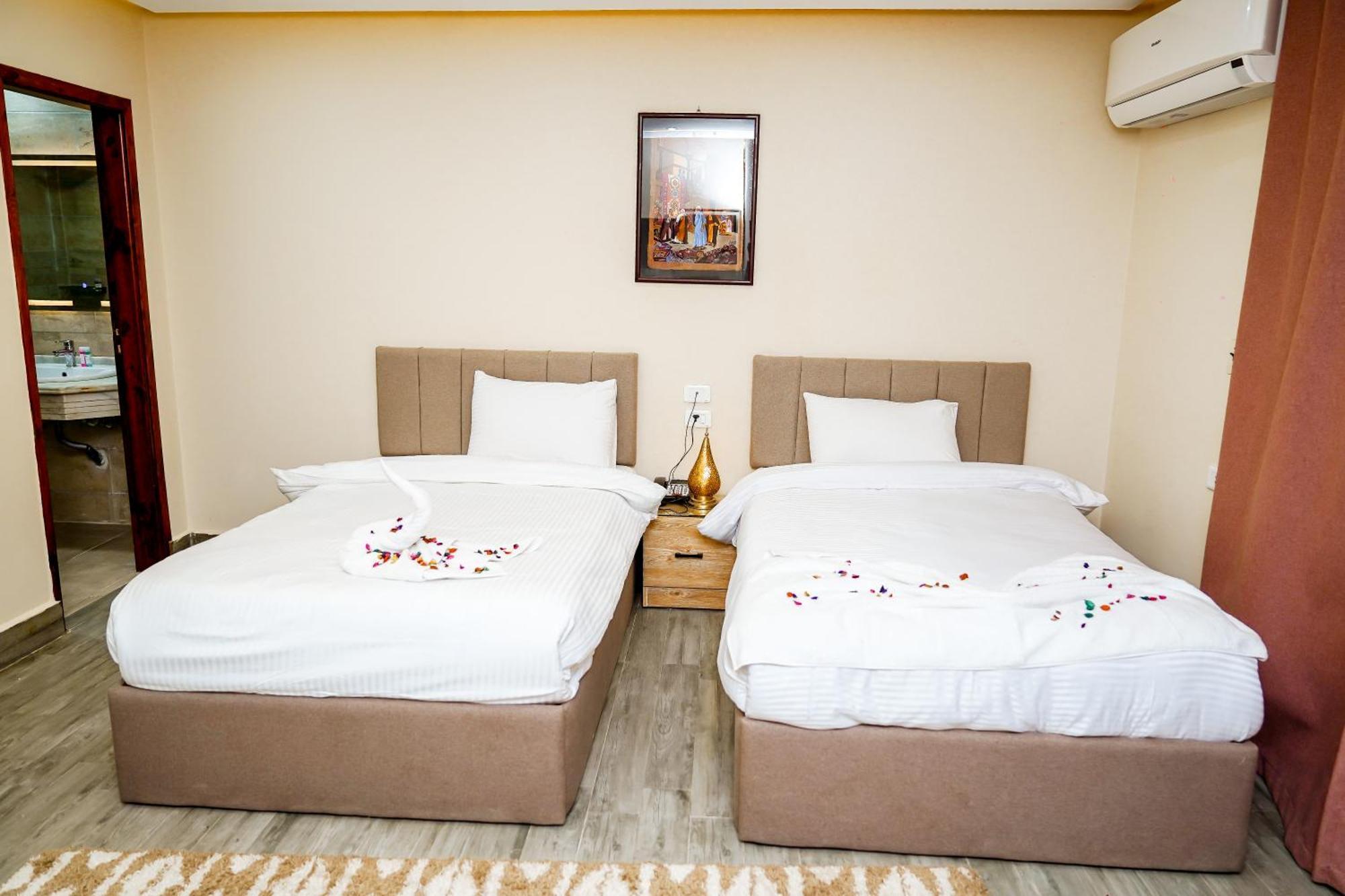 Pyramids Hotel Kafret el-Gabal Eksteriør bilde