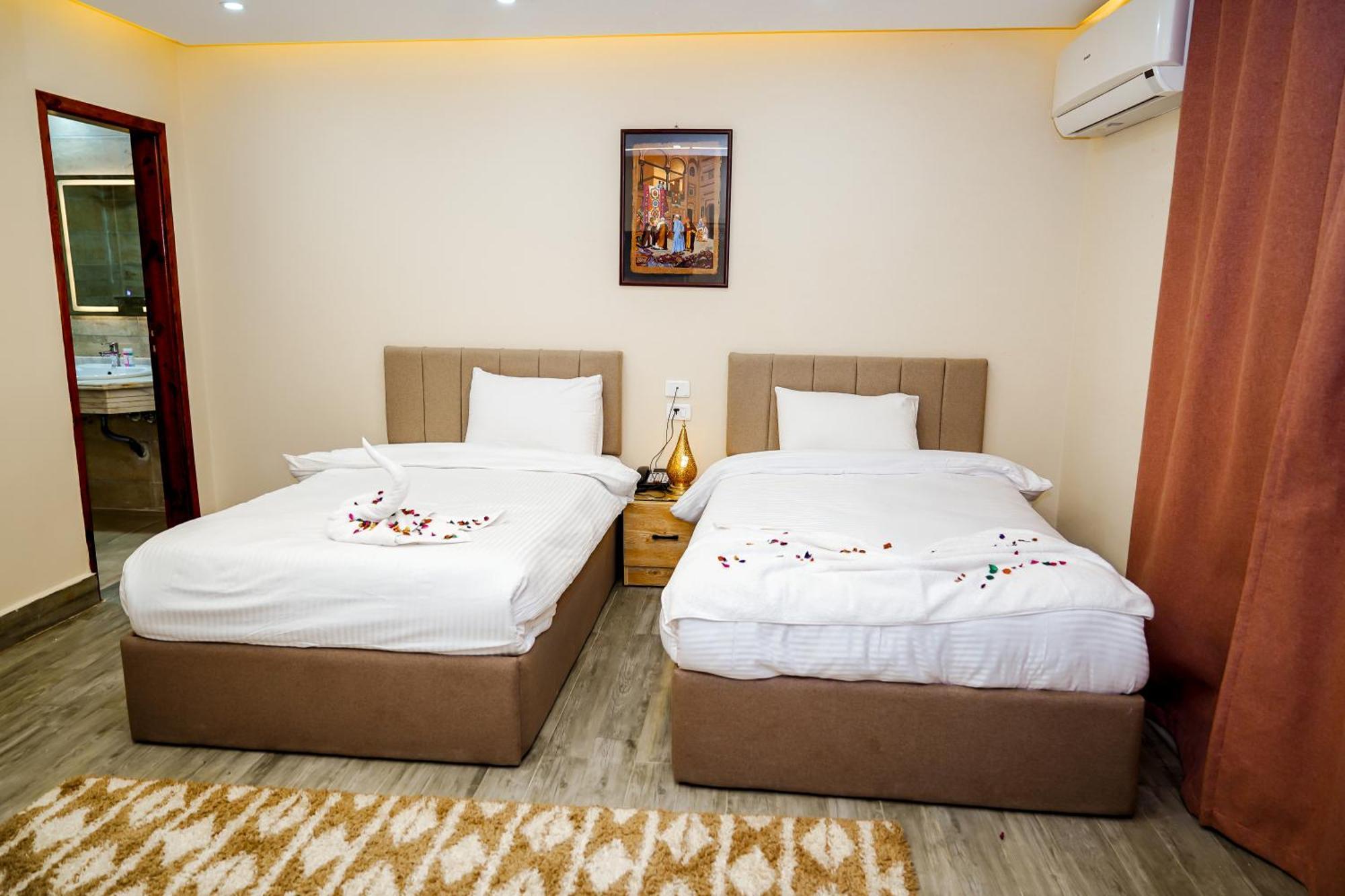 Pyramids Hotel Kafret el-Gabal Eksteriør bilde